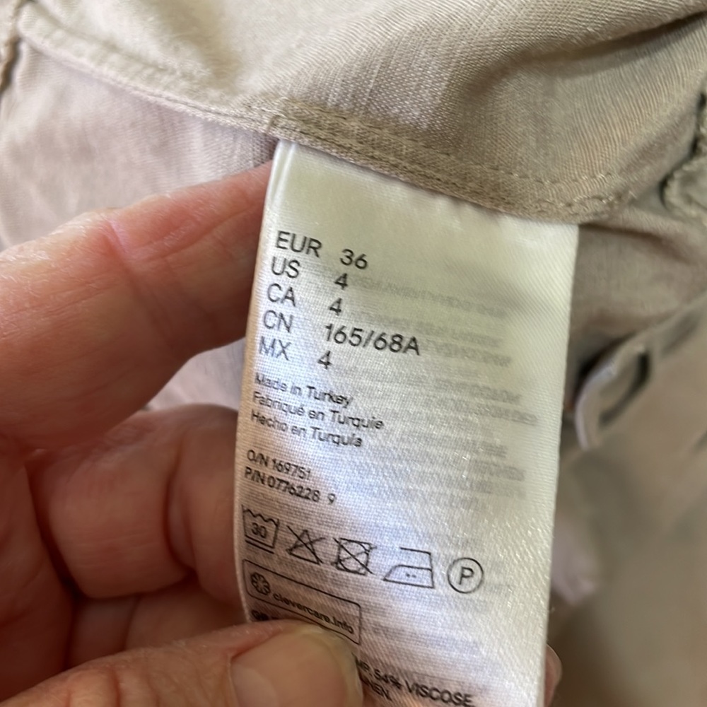 H&M utility cargo jumpsuit - Picture 8 of 9